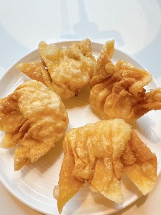 Deep Fried Shrimp Dumpling (4pc) 炸虾角